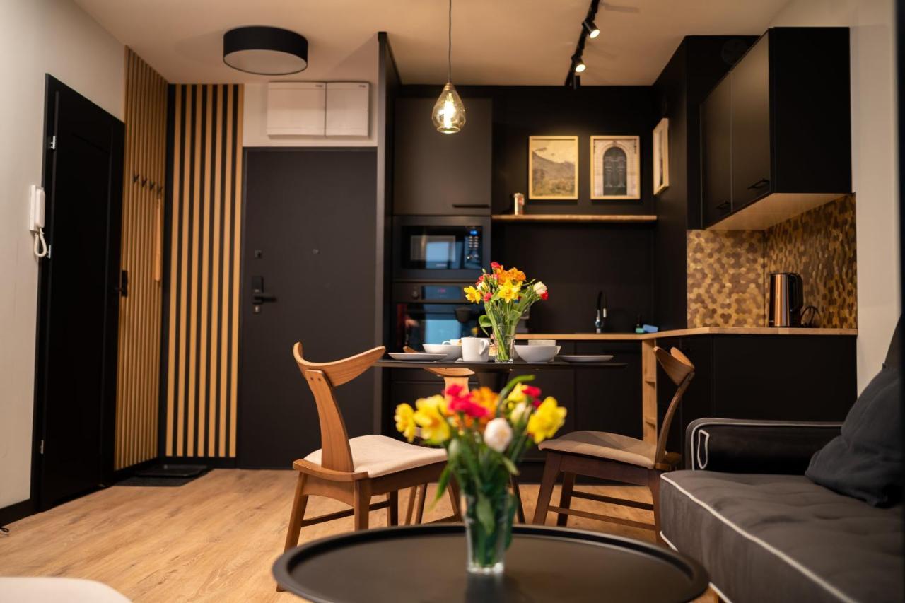 Apartament No1 Wyszynskiego Wrocław Kültér fotó
